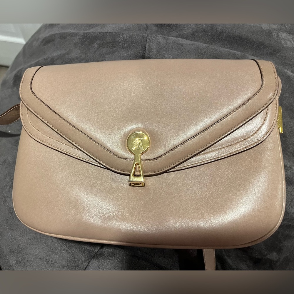 Elegant Mark Cross Beige/Tan Leather Women's Bag